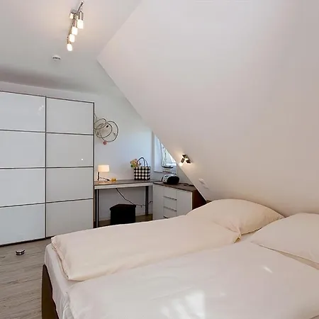 Haus 171, Kiefernweg 1 * Karlshagen