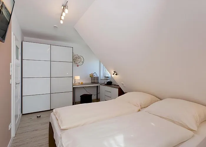 Haus 171, Kiefernweg 1 * Karlshagen